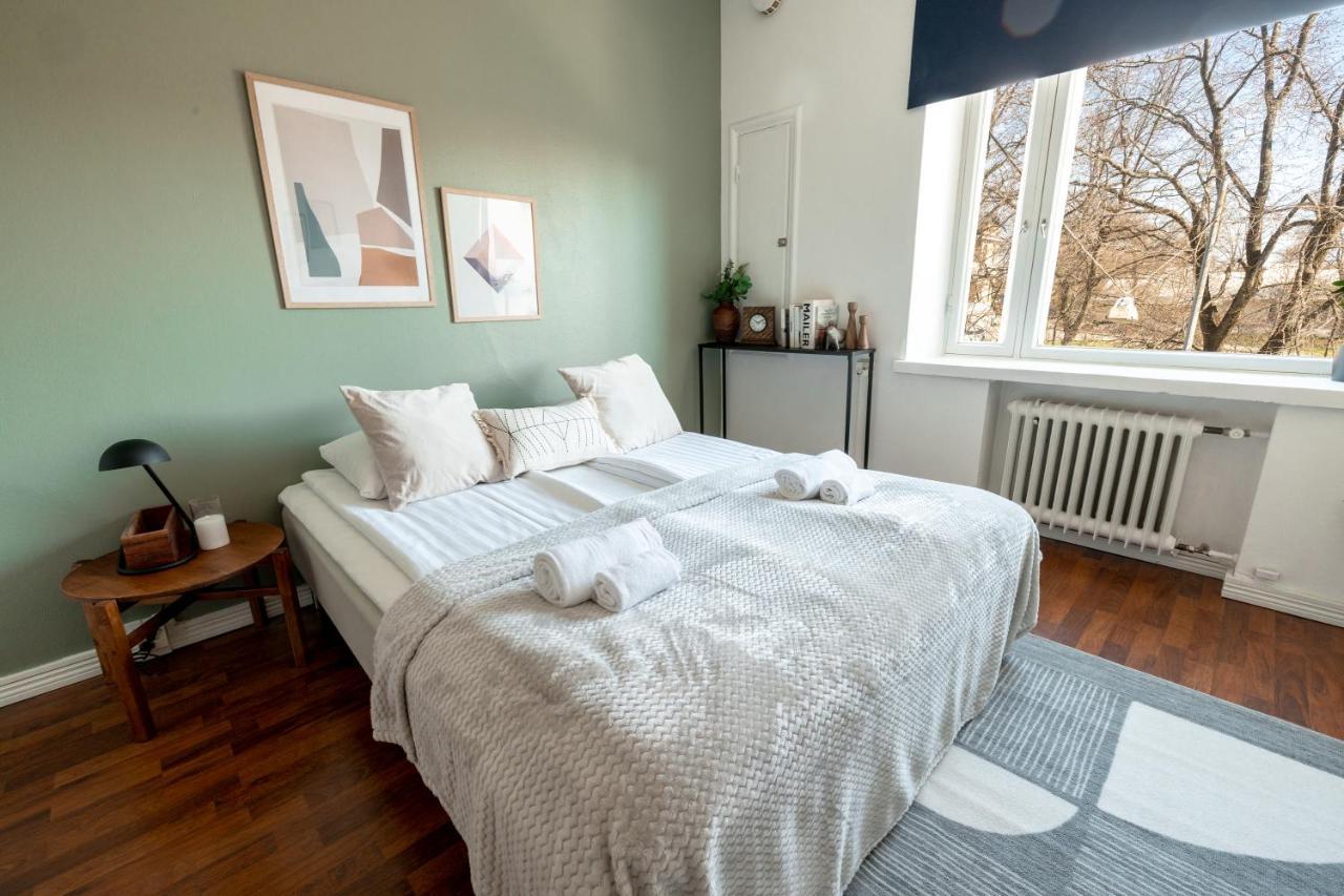 2Ndhomes Cozy Helsinki Center Studio With Park View Екстериор снимка
