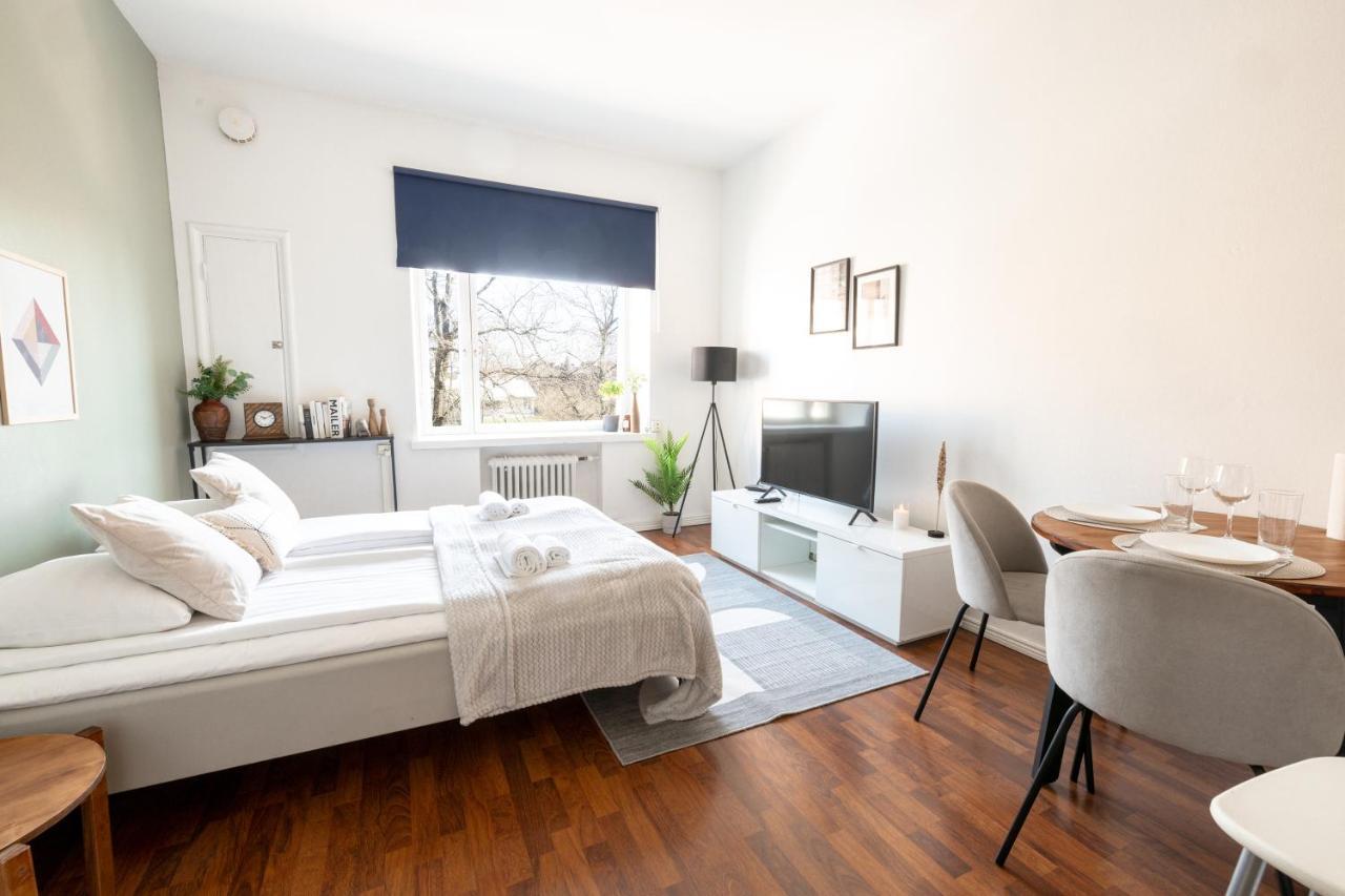 2Ndhomes Cozy Helsinki Center Studio With Park View Екстериор снимка