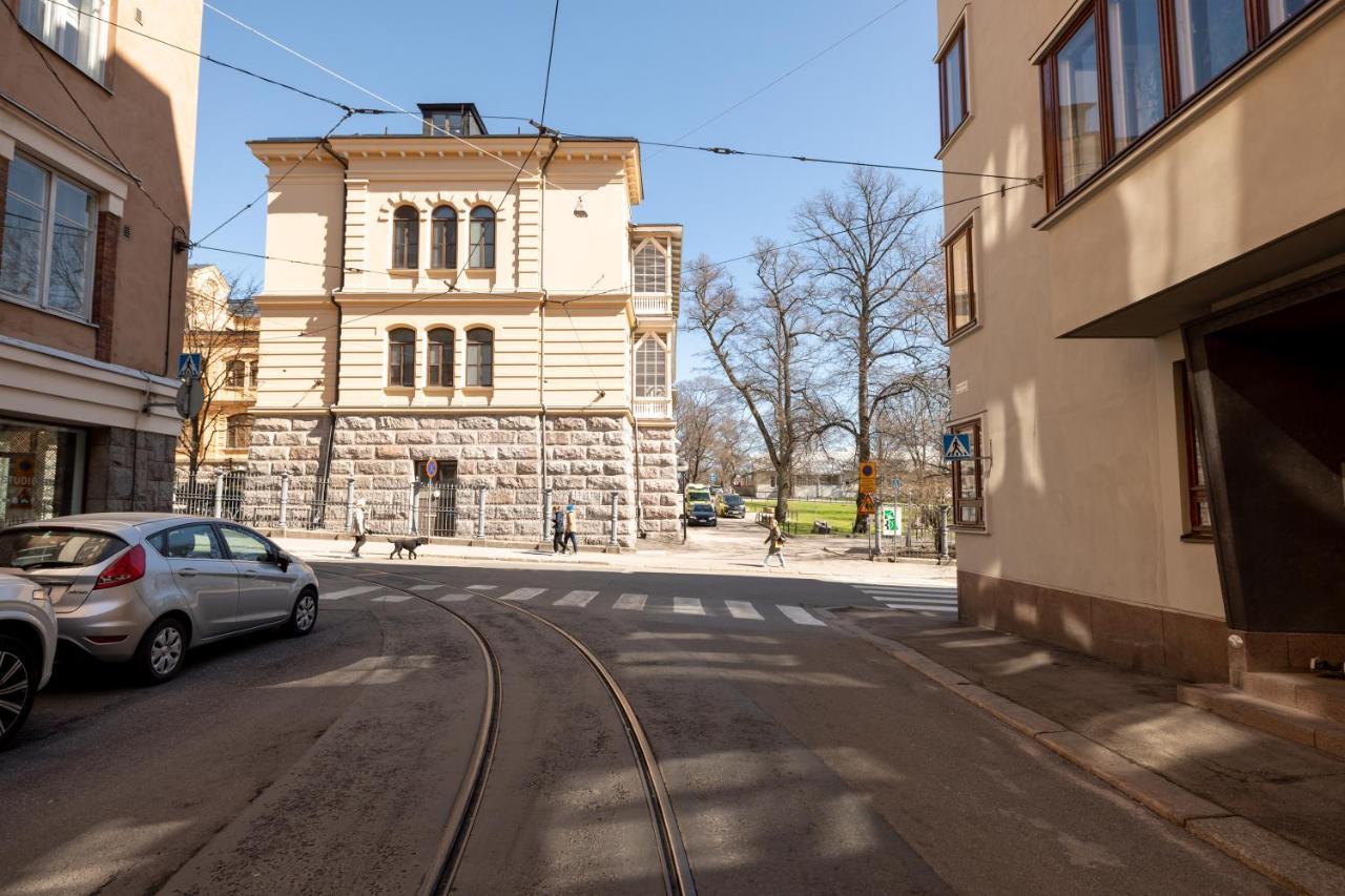 2Ndhomes Cozy Helsinki Center Studio With Park View Екстериор снимка